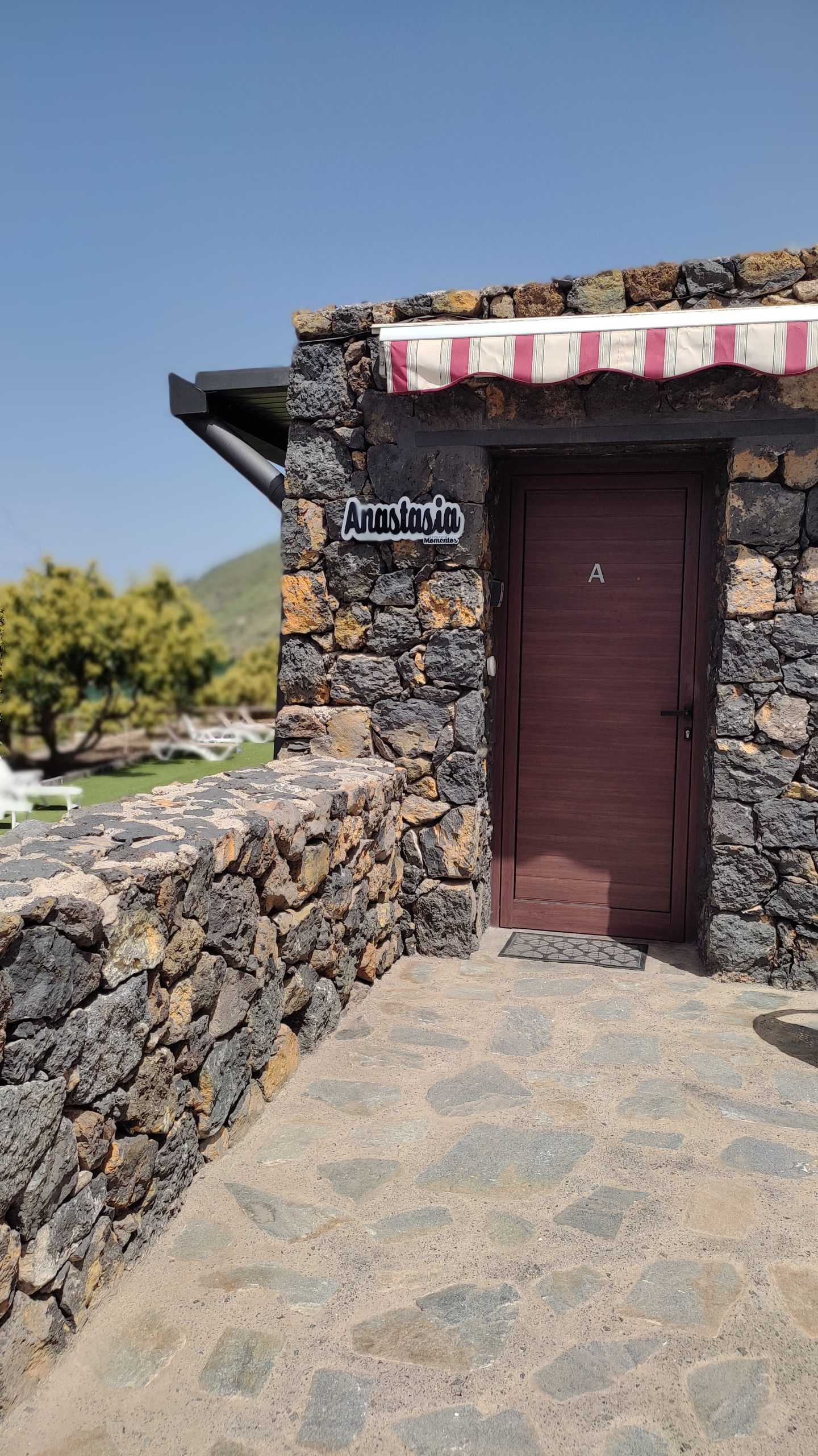 puerta frontal Anastasia